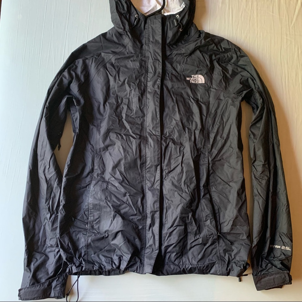 North face windbreaker jacket